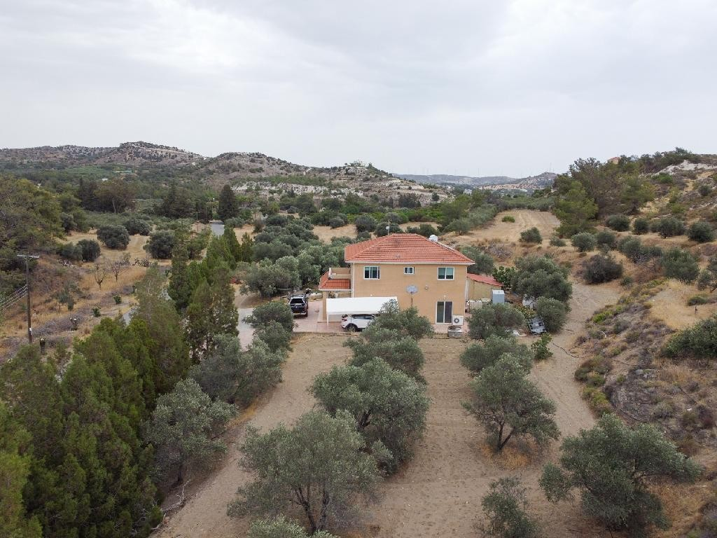 DETACHED TWO-STOREY HOUSE- ANGLISIDES/LARNACA