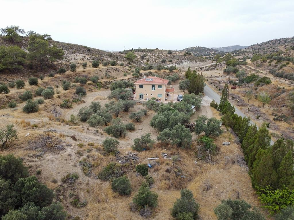 DETACHED TWO-STOREY HOUSE- ANGLISIDES/LARNACA