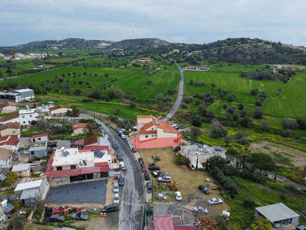 THREE (3) BEDROOM APARTMENT -ALETHRIKO/LARNACA