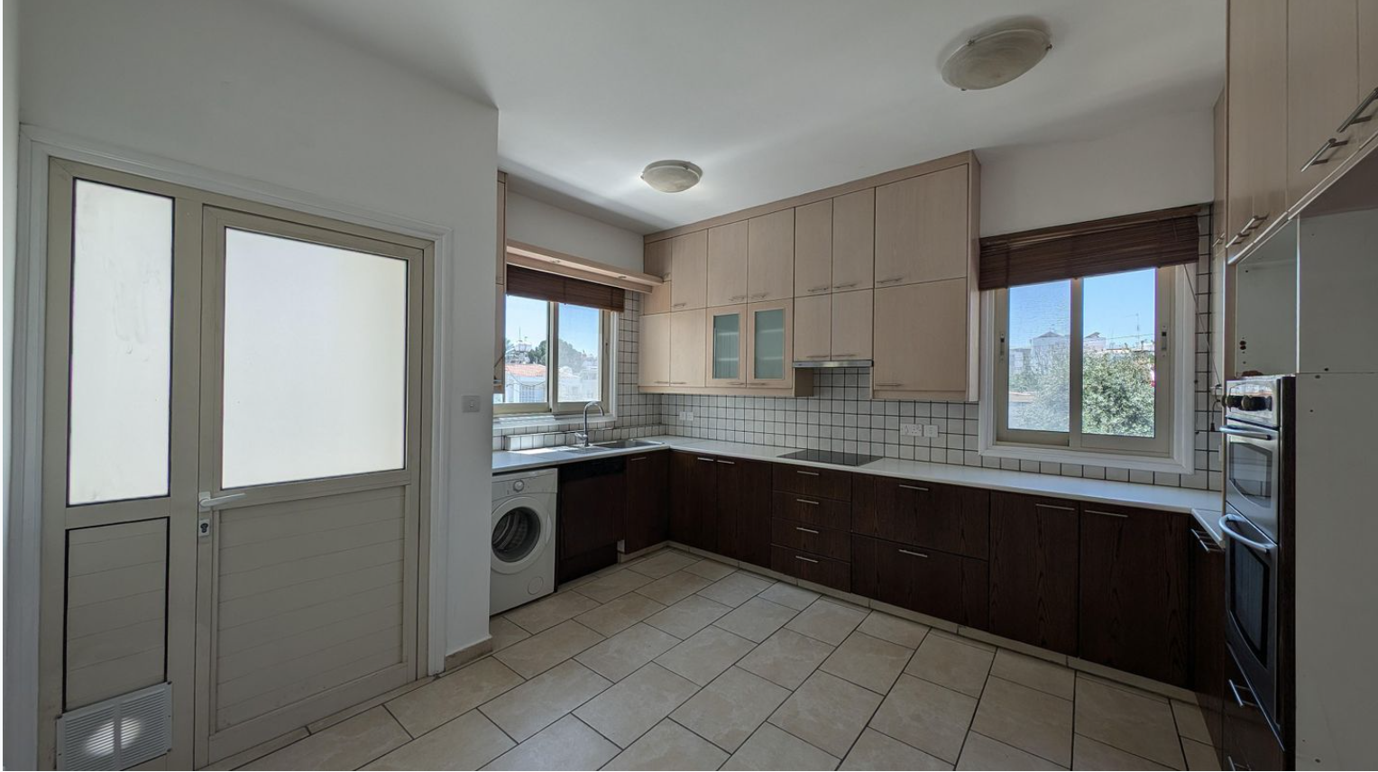 THREE BEDROOM APARTMENT FOR SALE IN NICOSIA-STROVOLOS