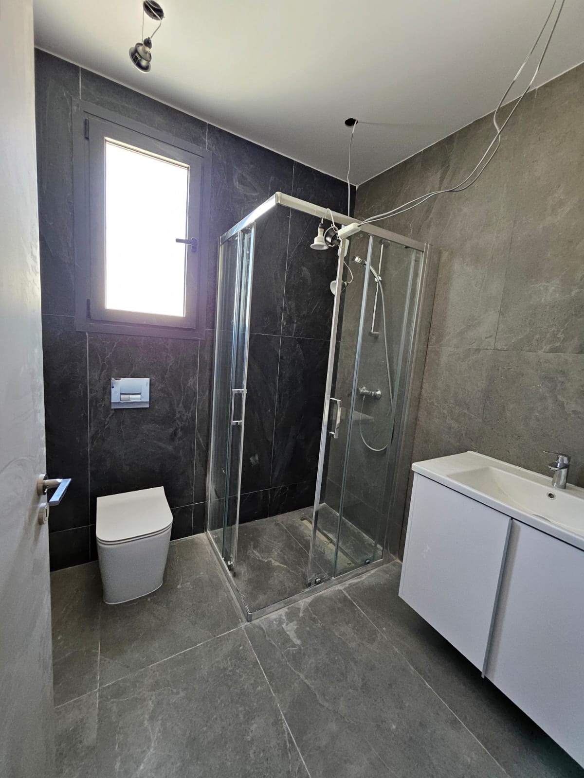 TWO (2) BEDROOM PENTHOUSE- ARADIPPOU/LARNACA