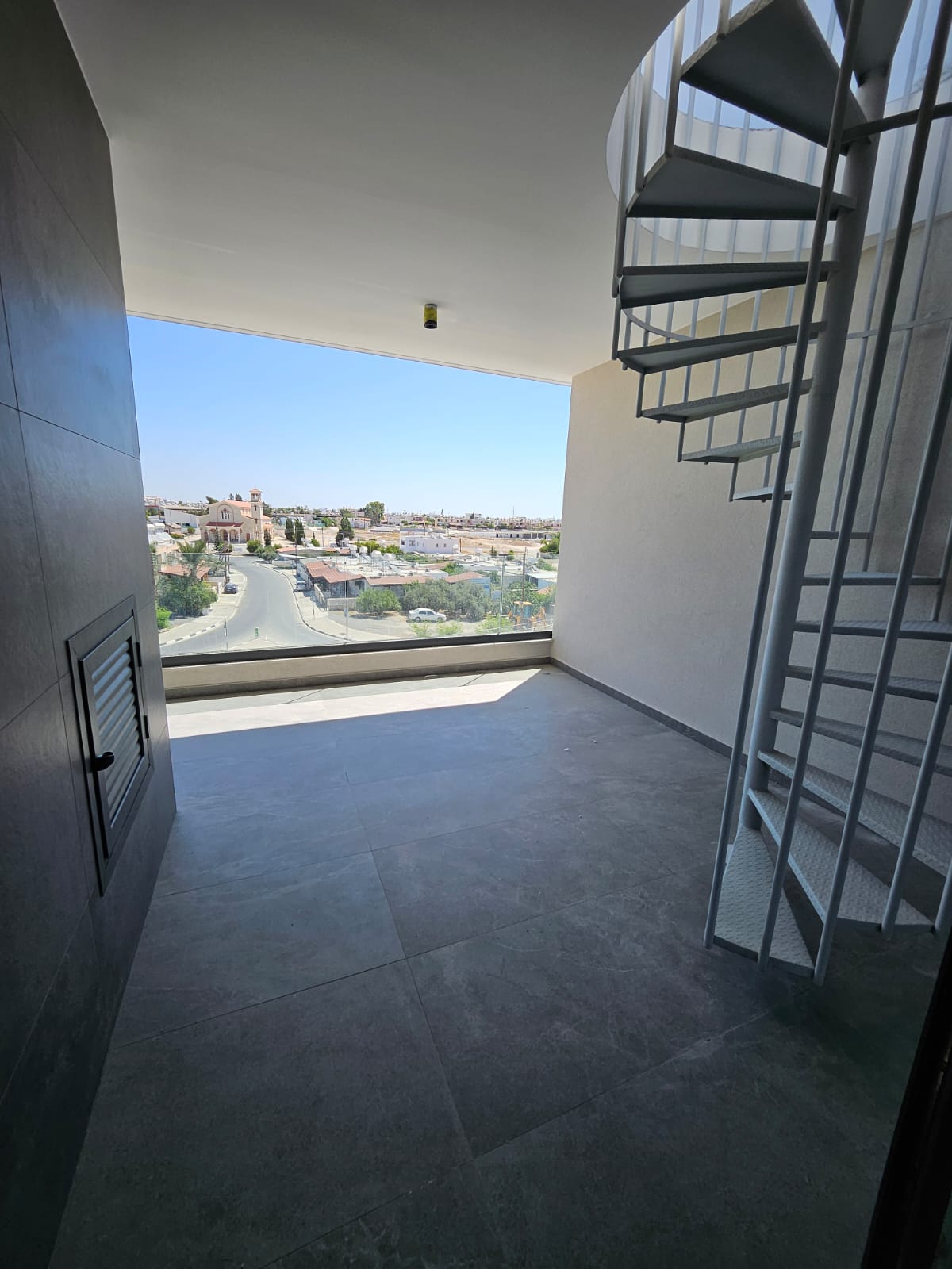 TWO (2) BEDROOM PENTHOUSE- ARADIPPOU/LARNACA