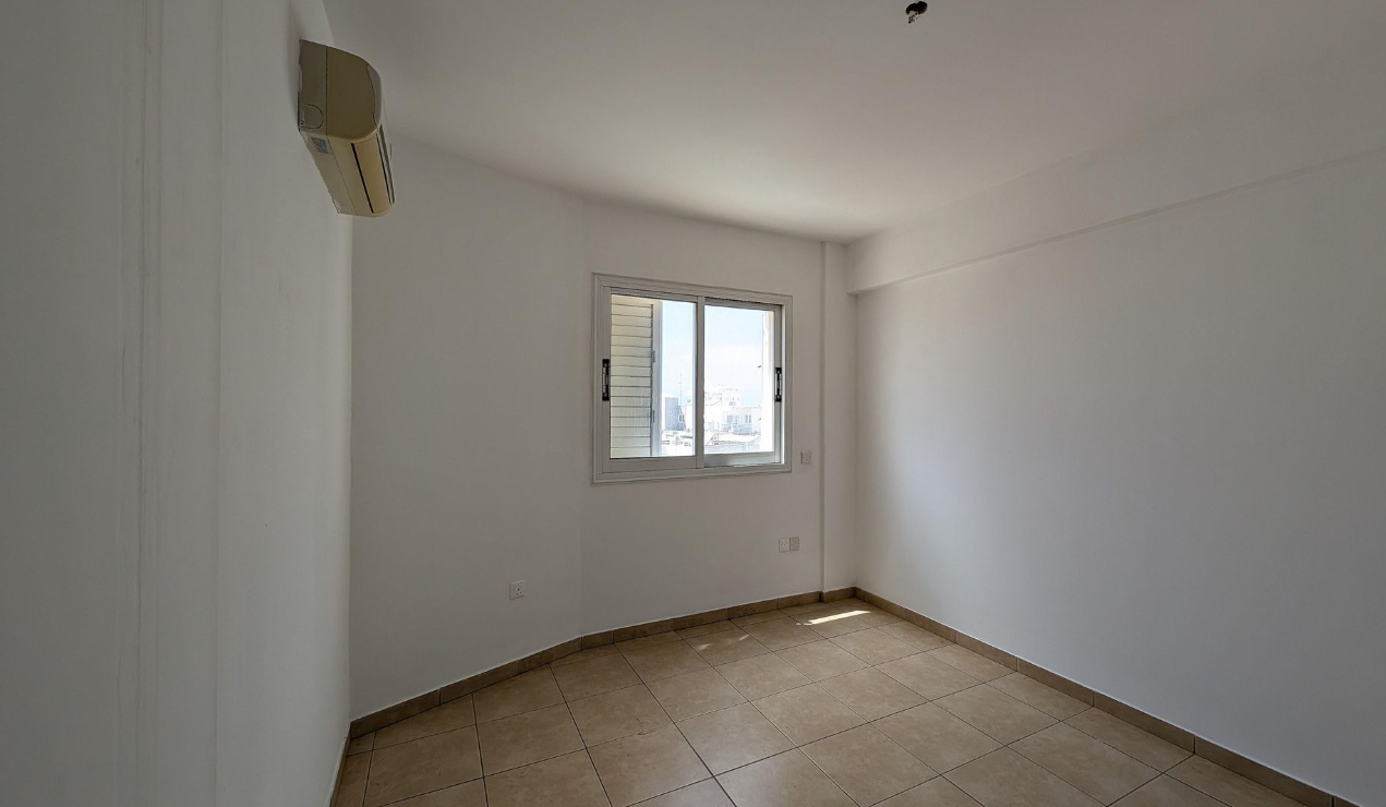 TWO(2) BEDROOM APARTMENT IN DERYNEIA 