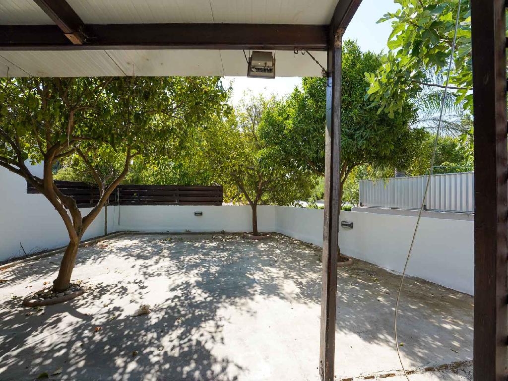 FOUR BEDROOM DETACHED HOUSE FOR SALE IN NICOSIA-STROVOLOS