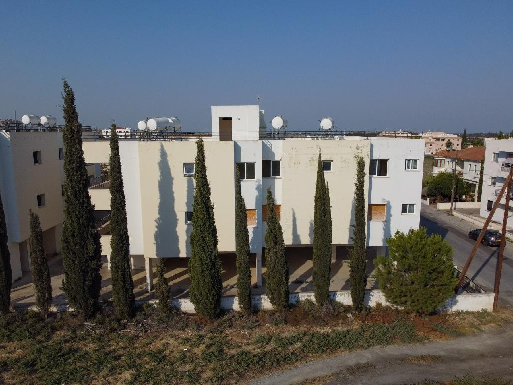 EIGHT (TWO-BEDROOM) FLATS - TERSEFANOU/LARNACA 