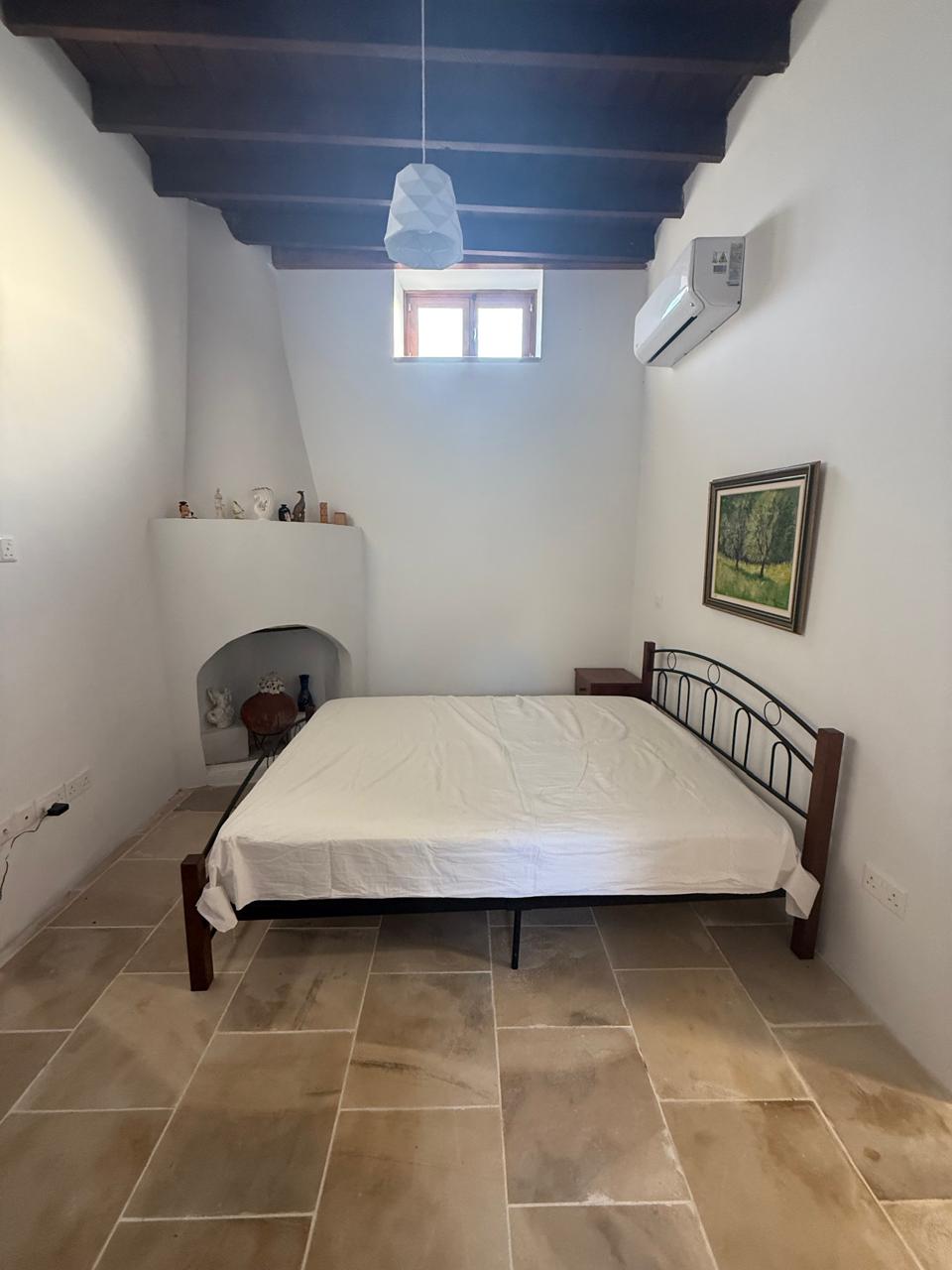 TREE(3)BEDROOM HOUSE FOR RENT IN KATO DRYS
