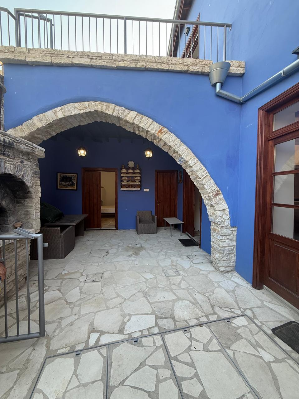 TREE(3)BEDROOM HOUSE FOR RENT IN KATO DRYS