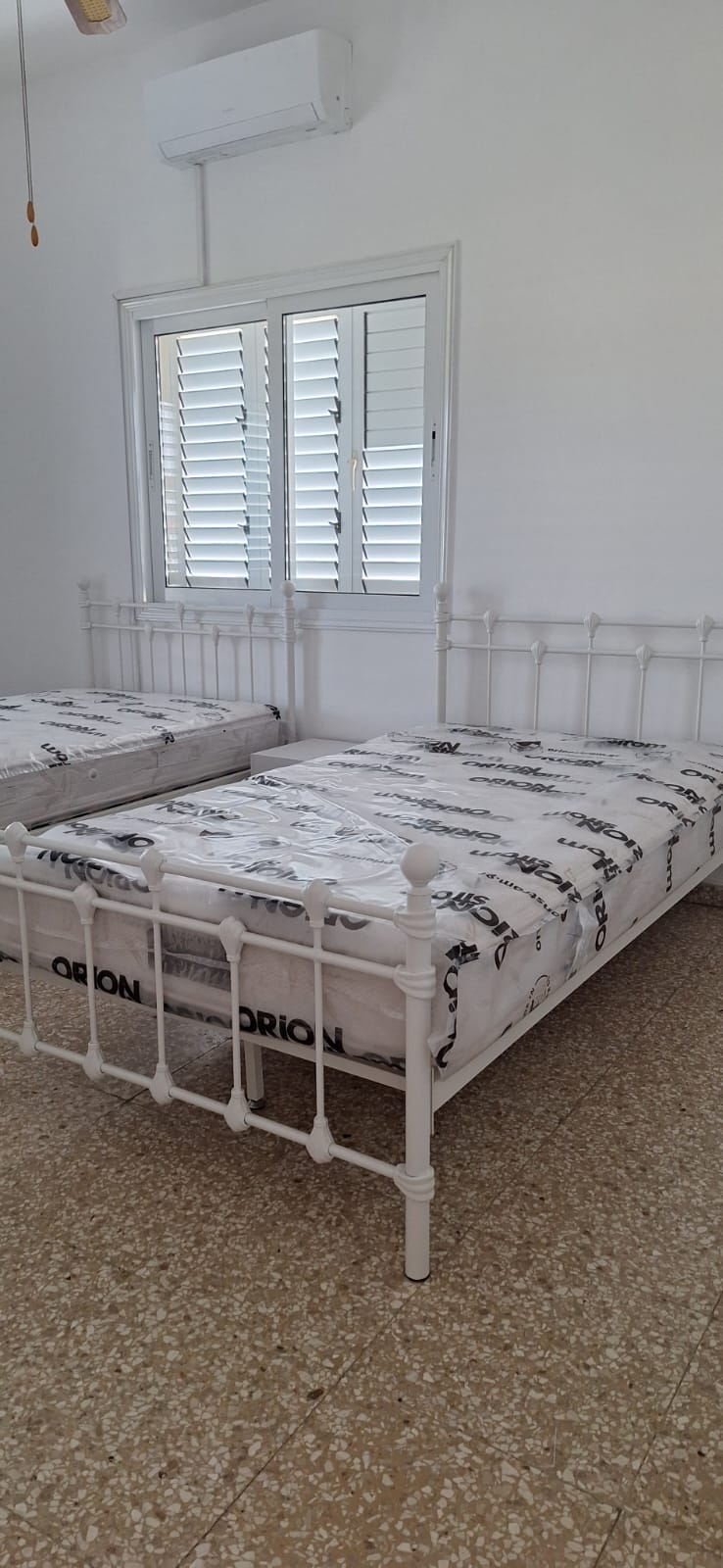 TREE(3)BERDOOM FOR RENT IN LARNACA