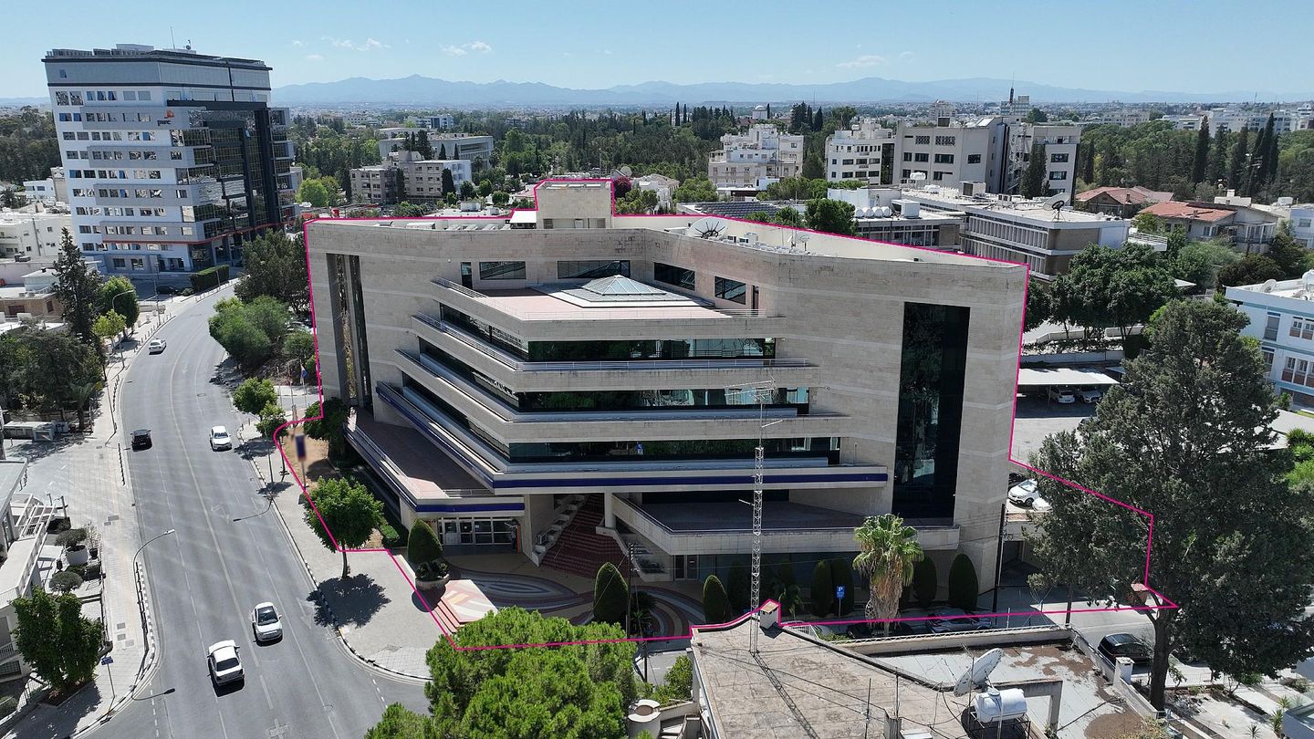 COMMERCIAL BUILDING FOR SALE IN NICOSIA-CITY CENTER