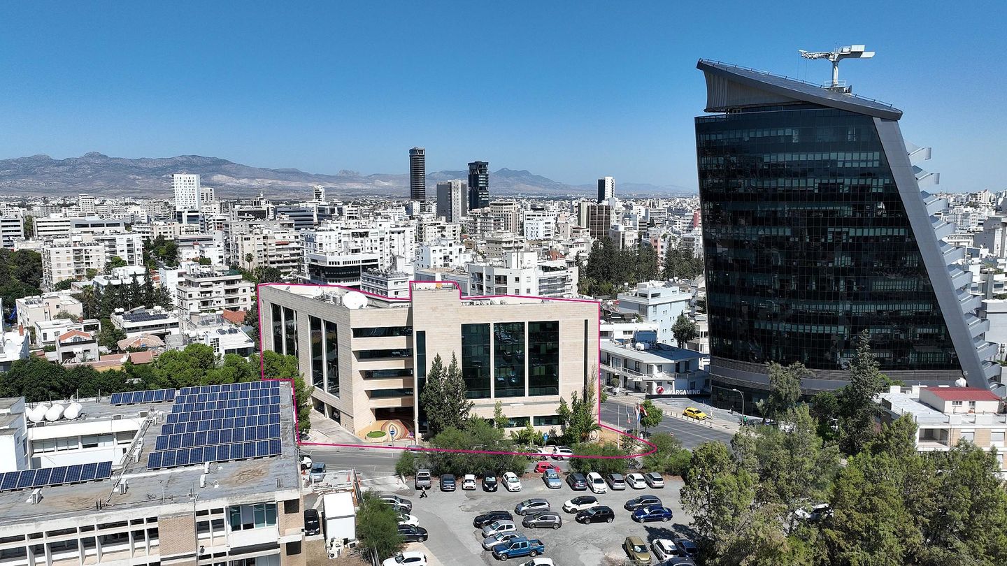 COMMERCIAL BUILDING FOR SALE IN NICOSIA-CITY CENTER