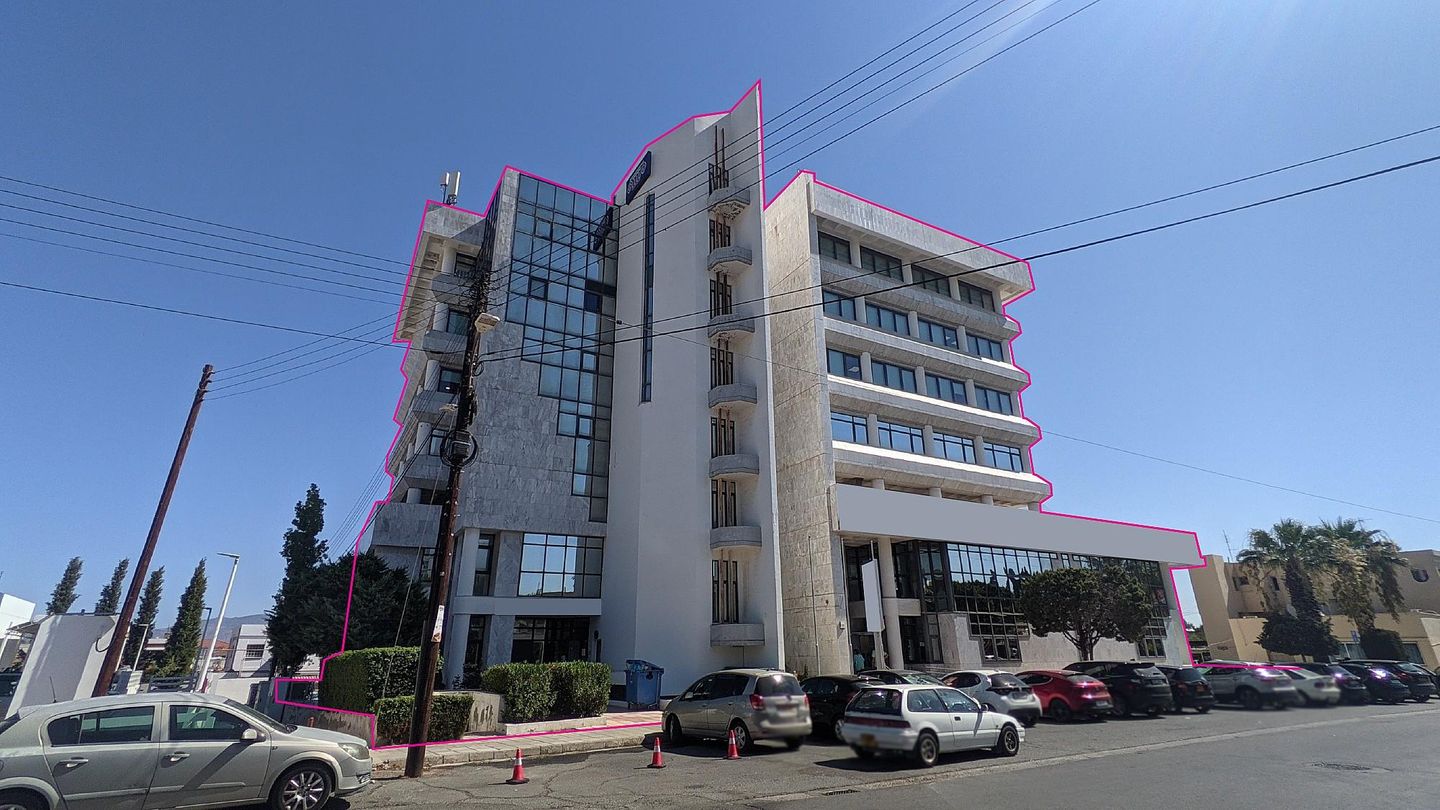 COMMERCIAL BUILDING FOR SALE IN NICOSIA-CITY CENTER