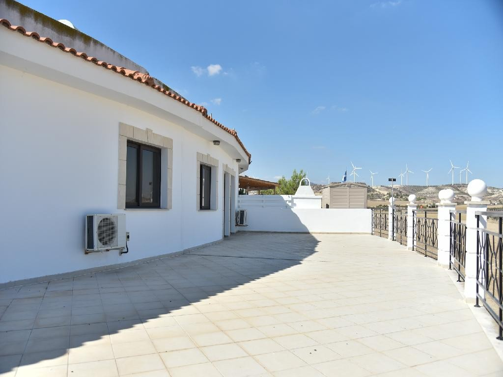 TWO (2) BEDROOM APARTMENT -TERSEFANOU/LARNACA