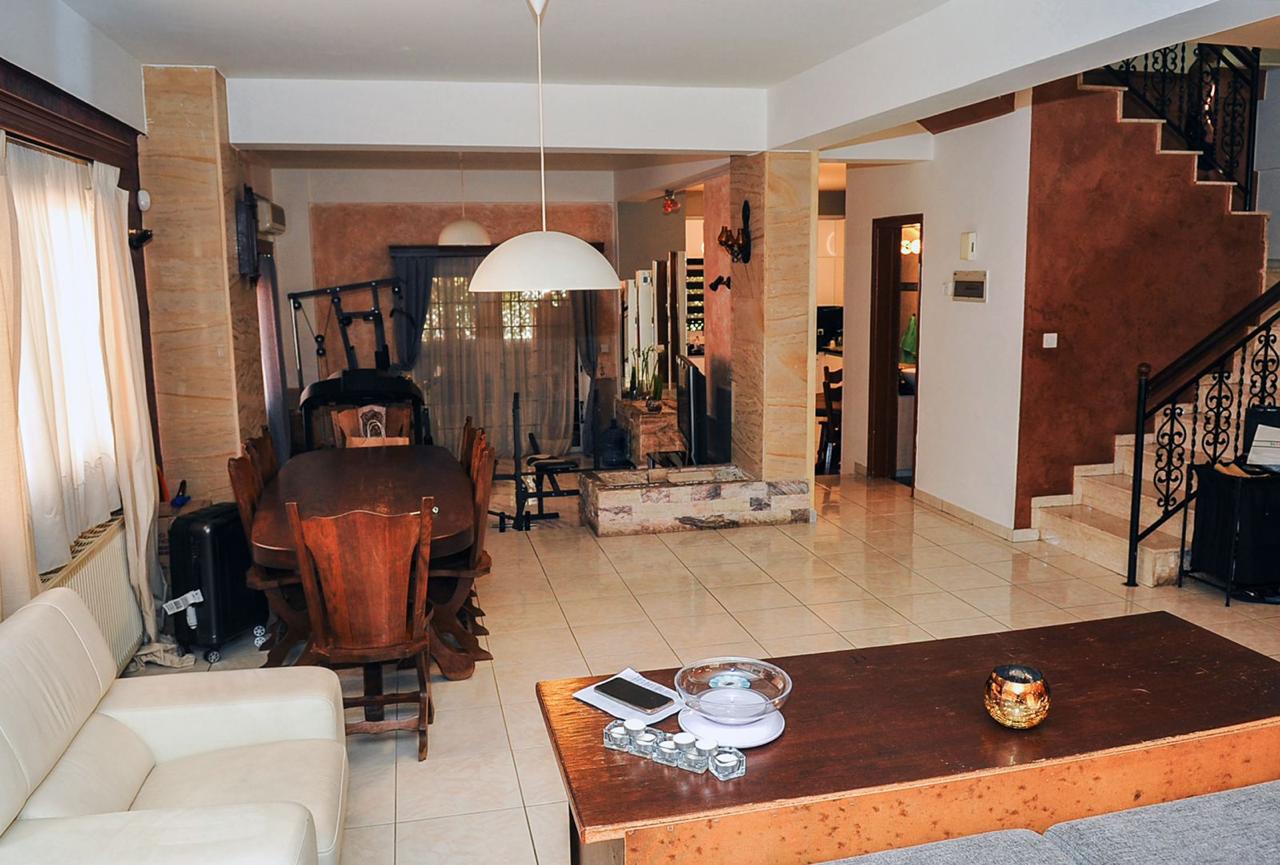 FOUR BEDROOM DETACHED-HOUSE FOR SALE IN NICOSIA-PALOURIOTISSA