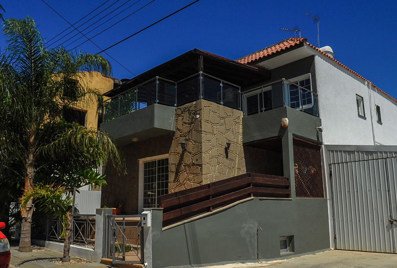 FOUR BEDROOM DETACHED-HOUSE FOR SALE IN NICOSIA-PALOURIOTISSA