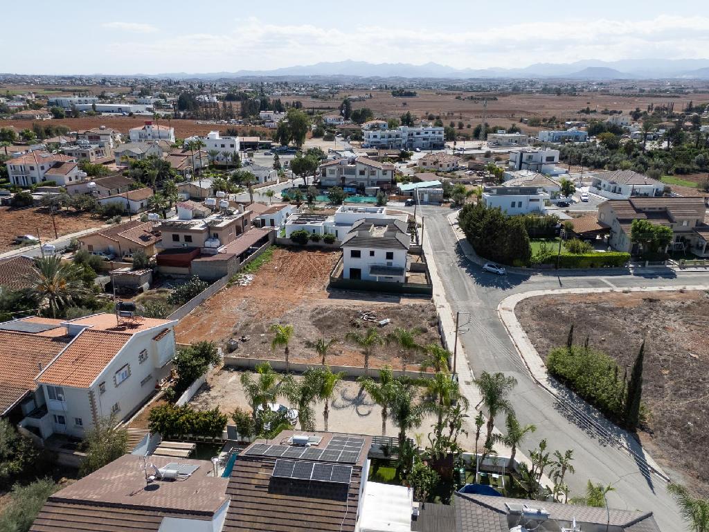 INCOMPLETE DEVELOPMENT FOR SALE IN KOKKINOTRIMITHIA-NICOSIA