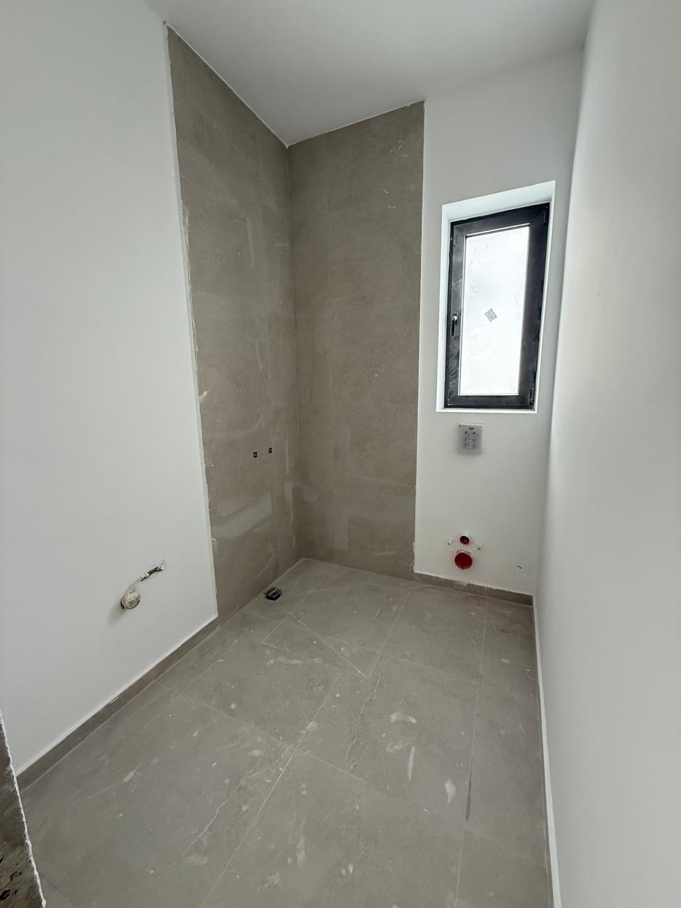 THREE BEDROOM PENTHOUSE APARTMENT IN LARNACA