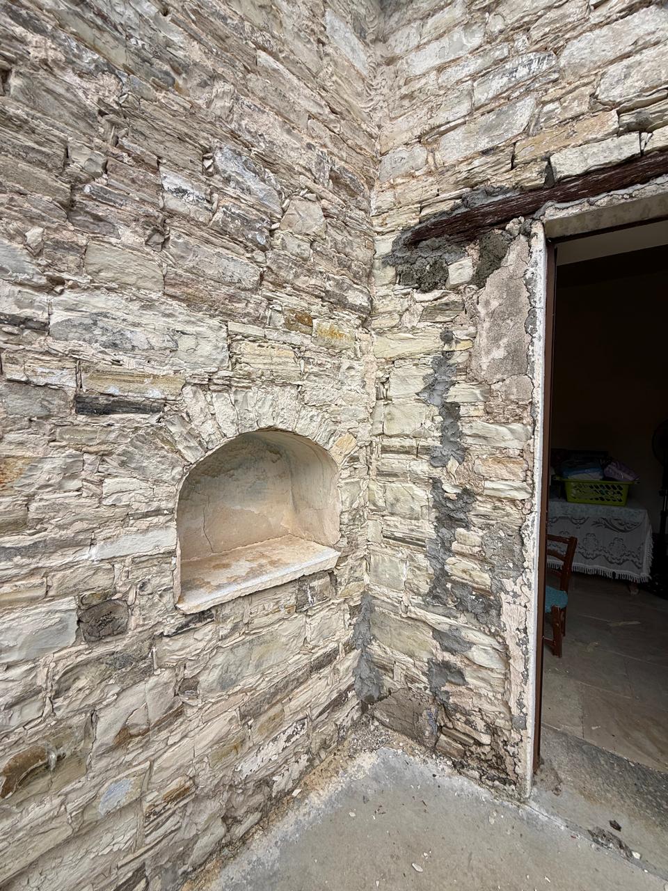 TRADITIONAL STONE HOUSE FOR SALE IN LEFKARA