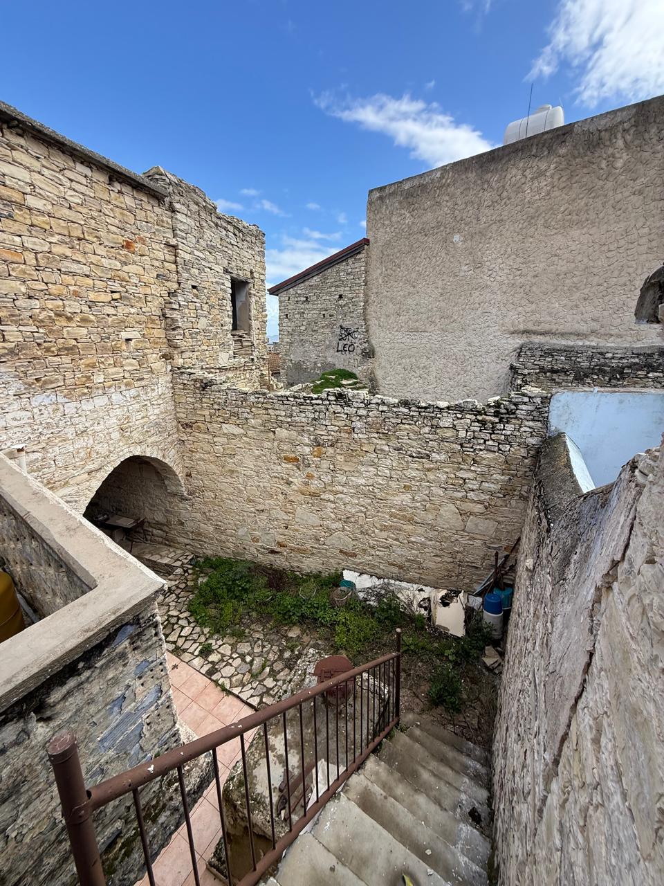 TRADITIONAL STONE HOUSE FOR SALE IN LEFKARA
