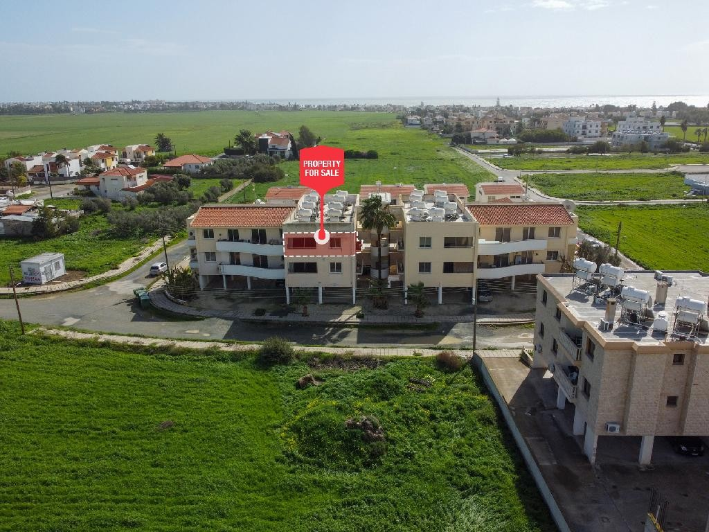 TWO BEDROOM APARTMENT -PERVOLIA /LARNACA