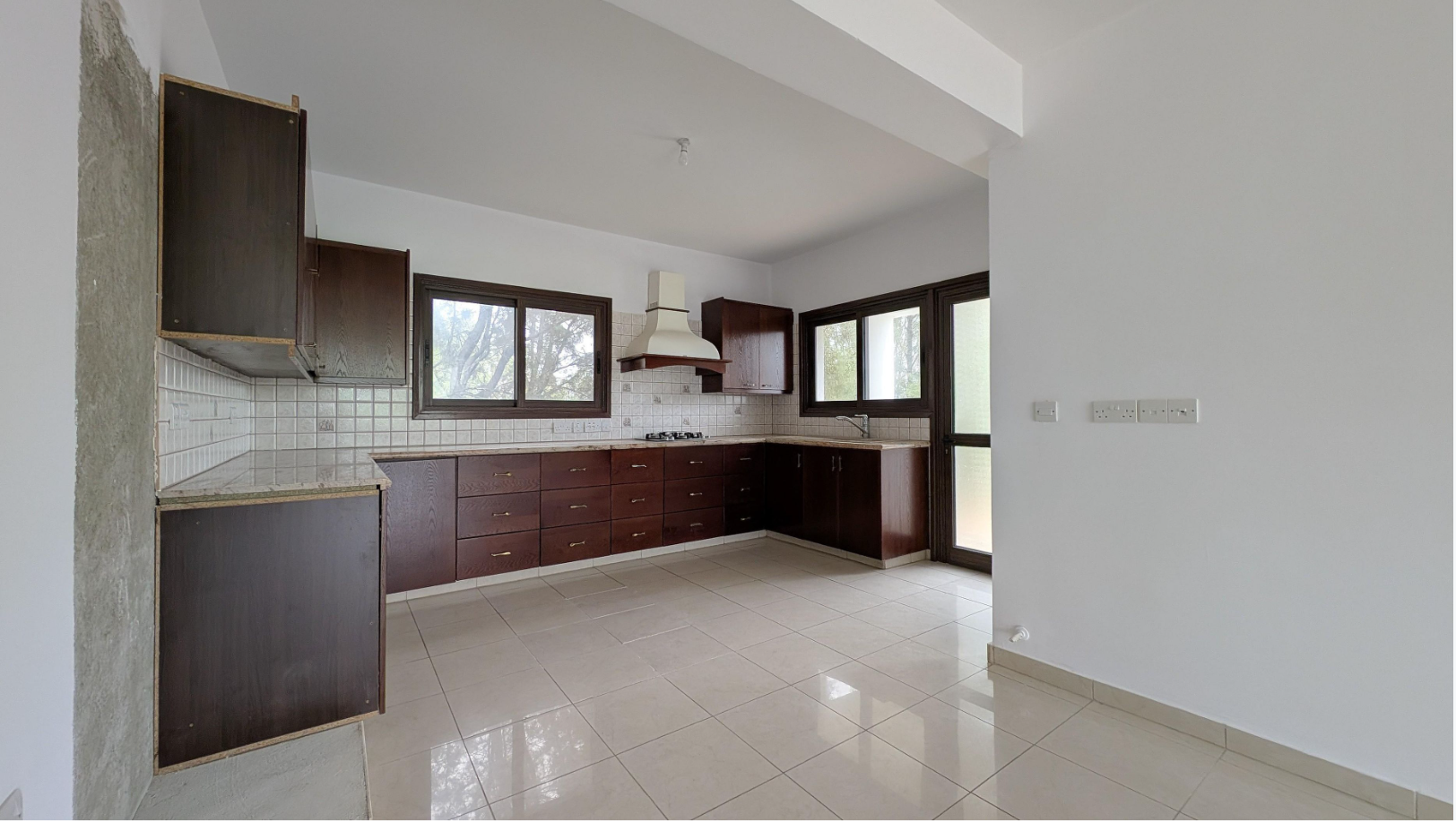 THREE BEDROOM DETACHED HOUSE FOR SALE IN NICOSIA-ERGATES