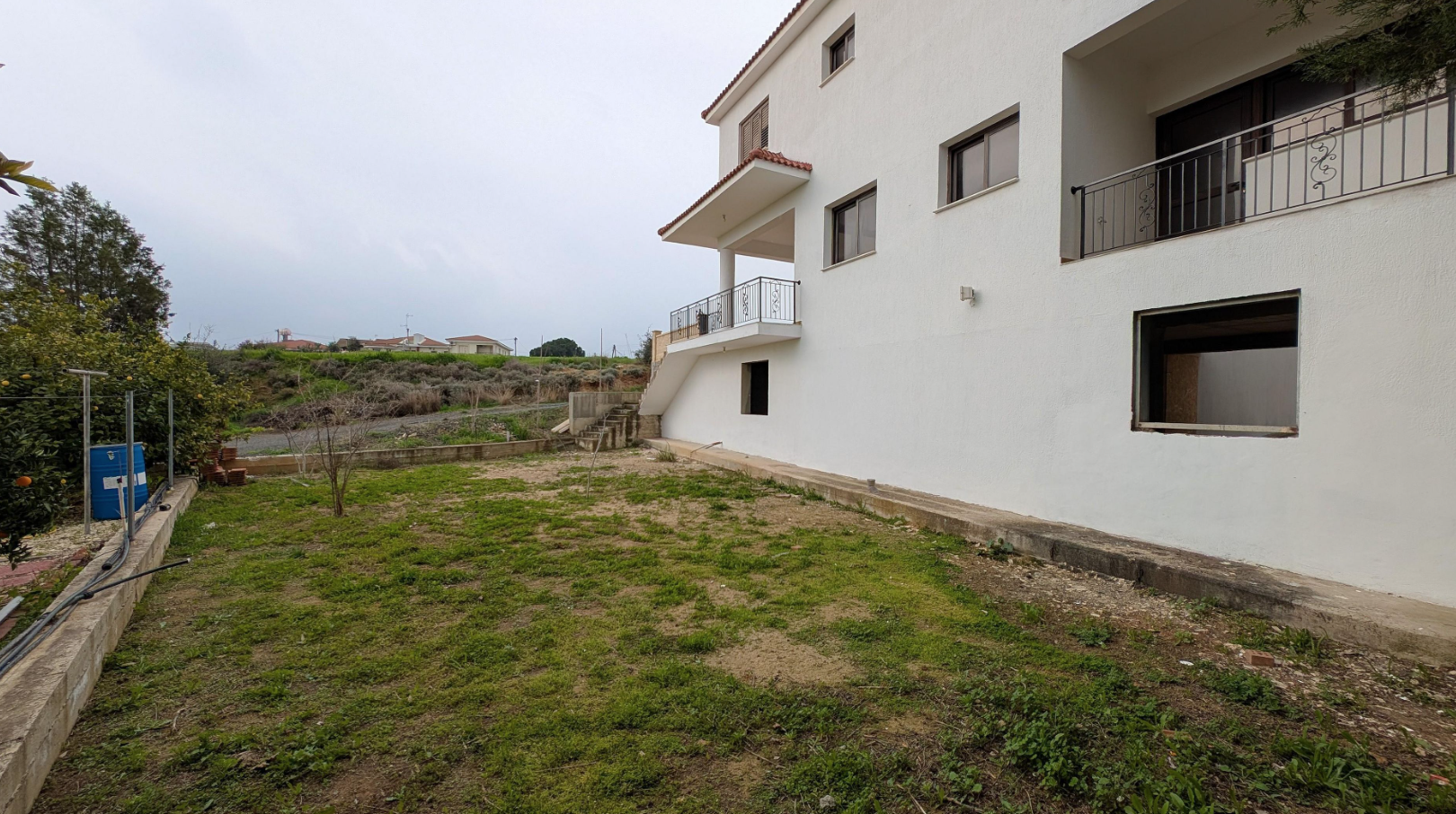 THREE BEDROOM DETACHED HOUSE FOR SALE IN NICOSIA-ERGATES