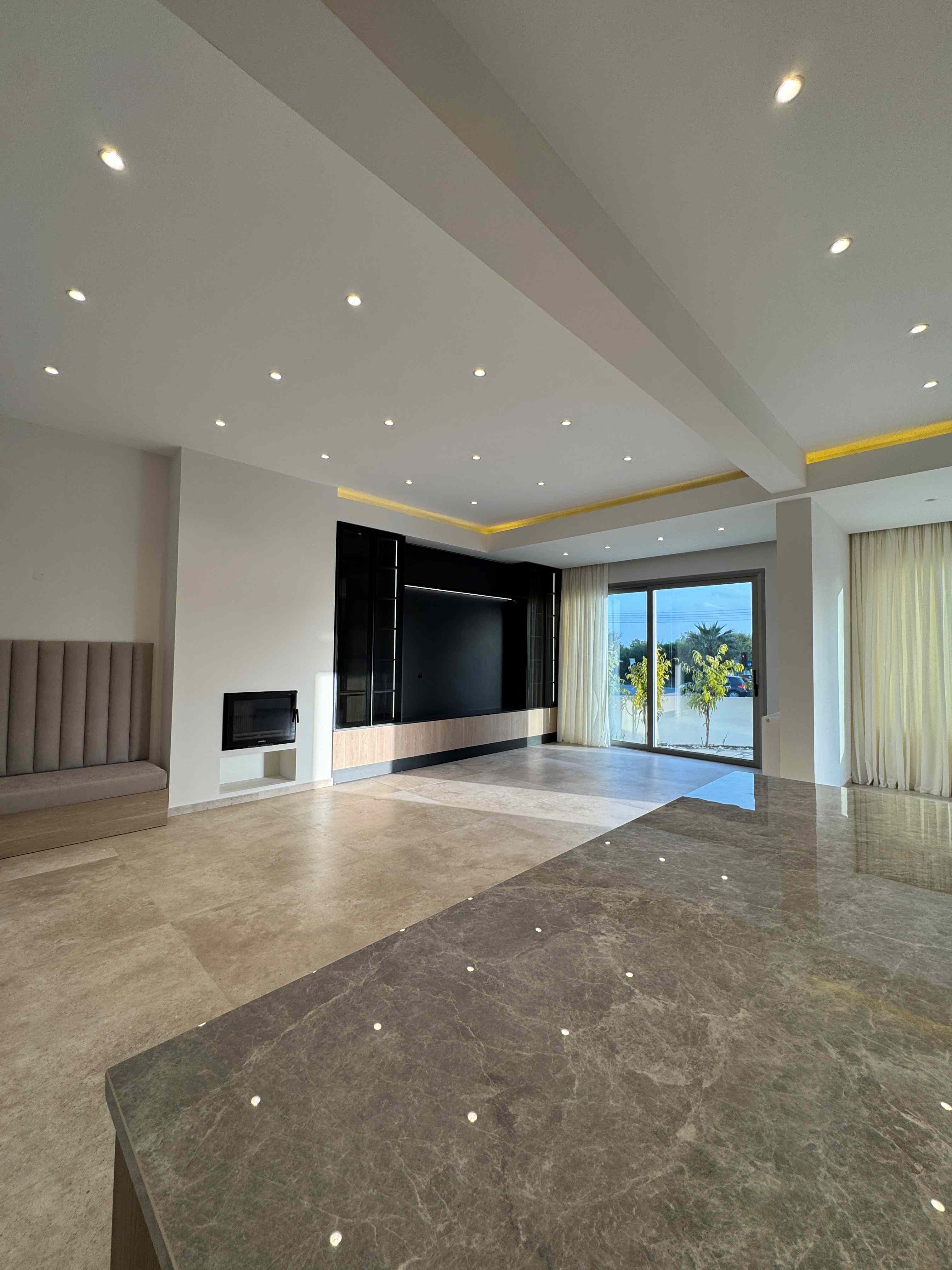 THREE BEDROOM BUNGALOW FOR RENT IN PYLA