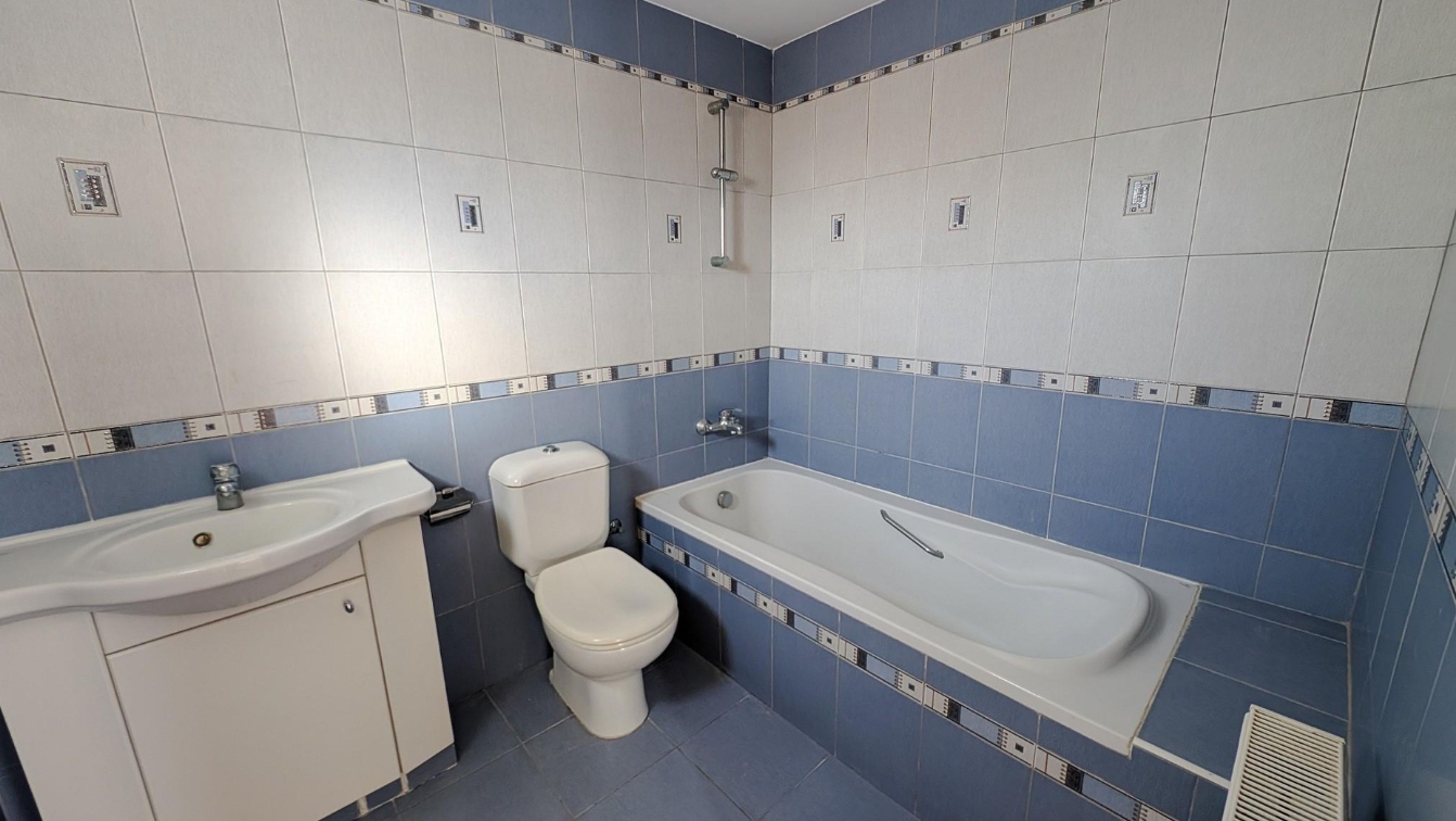 THREE STOREY BUILDING - AGIOS NIKOLAOS, LARNACA