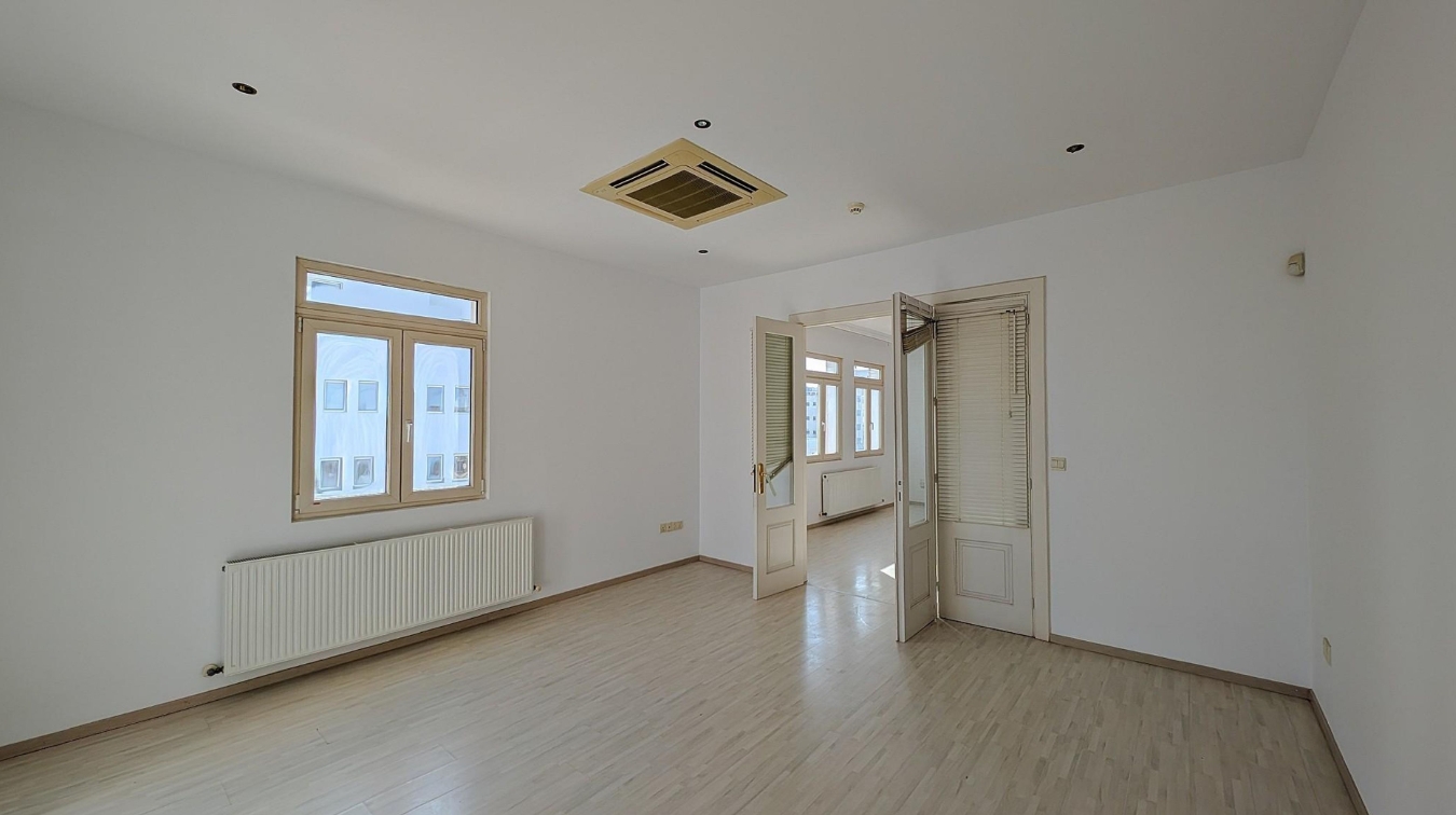 THREE STOREY BUILDING - AGIOS NIKOLAOS, LARNACA