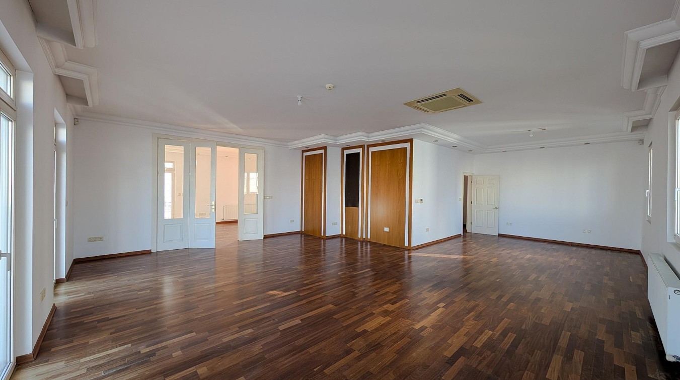 THREE STOREY BUILDING - AGIOS NIKOLAOS, LARNACA