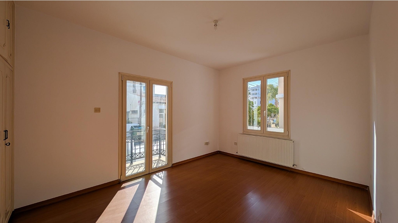 THREE STOREY BUILDING - AGIOS NIKOLAOS, LARNACA