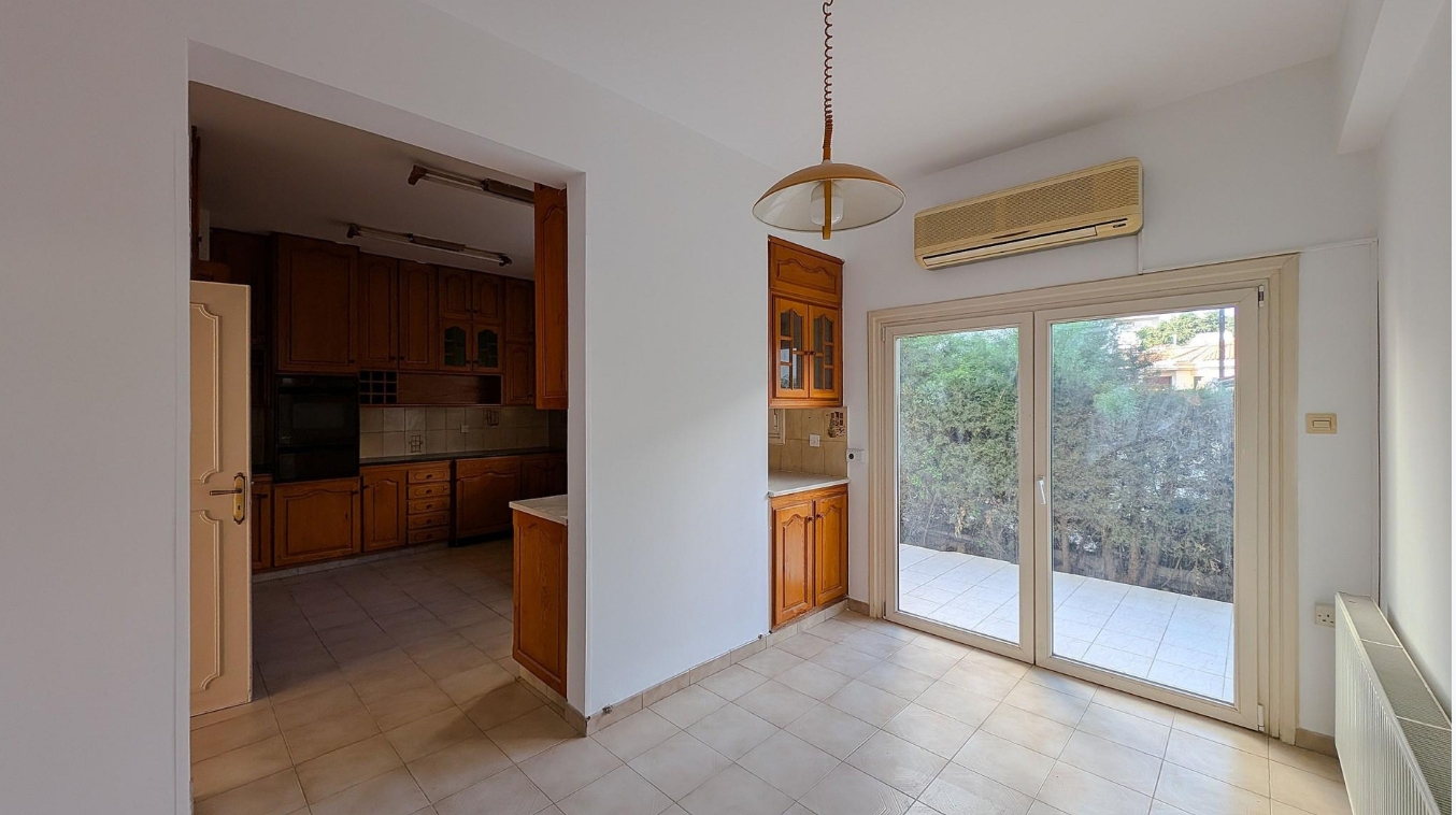 THREE STOREY BUILDING - AGIOS NIKOLAOS, LARNACA