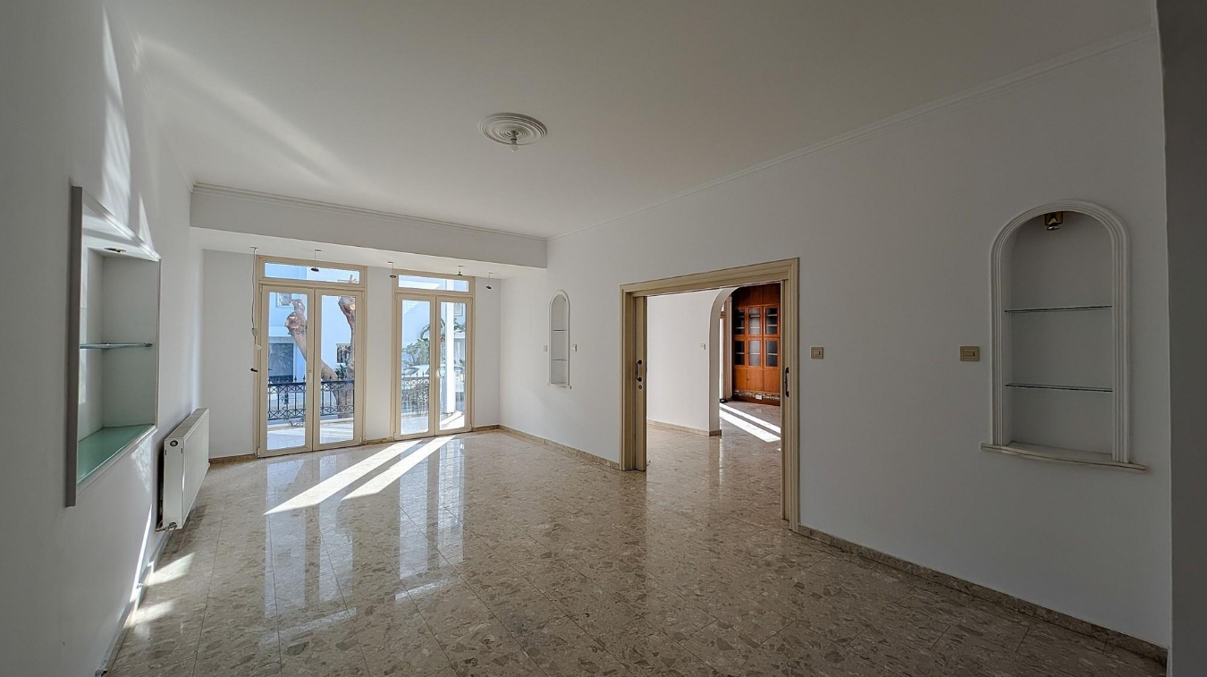 THREE STOREY BUILDING - AGIOS NIKOLAOS, LARNACA