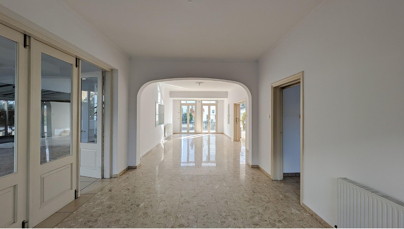 THREE STOREY BUILDING - AGIOS NIKOLAOS, LARNACA