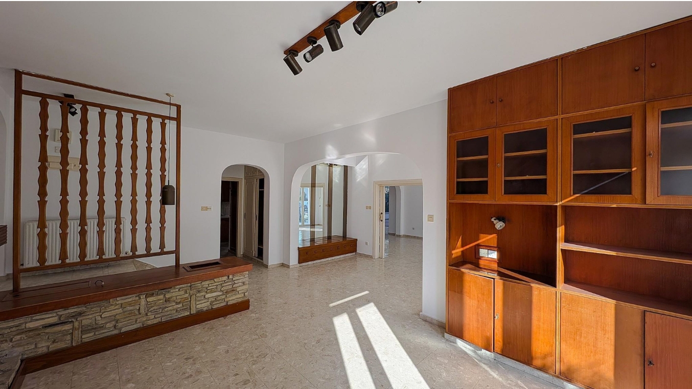 THREE STOREY BUILDING - AGIOS NIKOLAOS, LARNACA