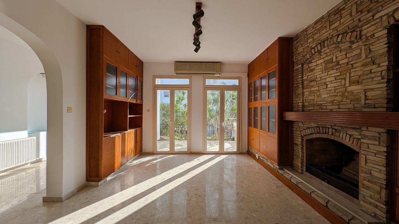 THREE STOREY BUILDING - AGIOS NIKOLAOS, LARNACA