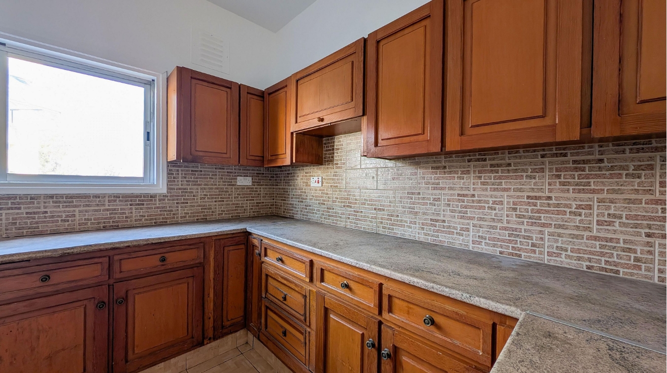 THREE BEDROOM APARTMENT - AGIOS NIKOLAOS / LARNACA