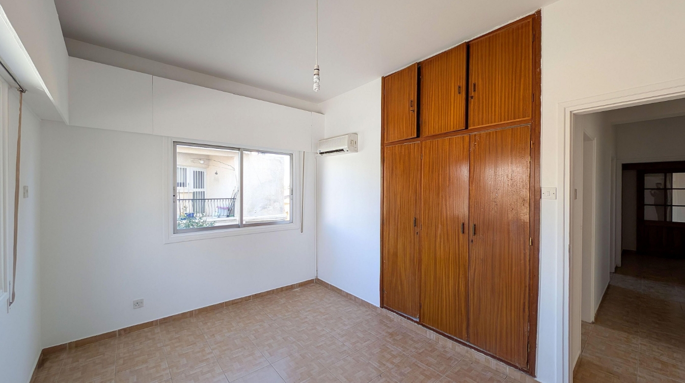 THREE BEDROOM APARTMENT - AGIOS NIKOLAOS / LARNACA