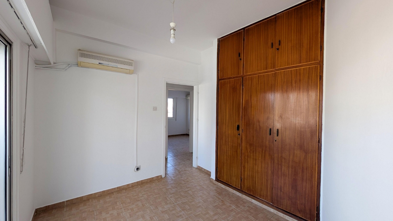 THREE BEDROOM APARTMENT - AGIOS NIKOLAOS / LARNACA