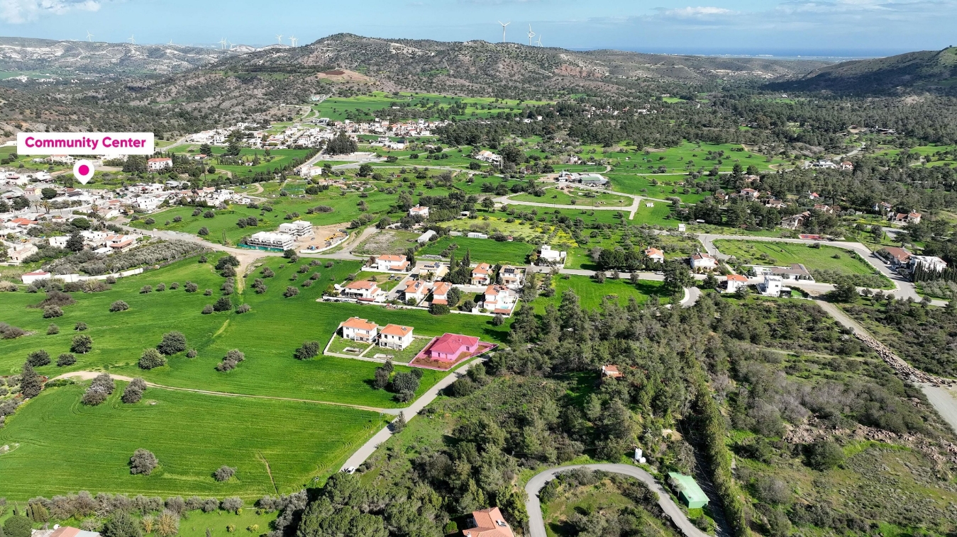  INCOMPLETE ROUND FLOOR HOUSE -PYRGA/LARNACA