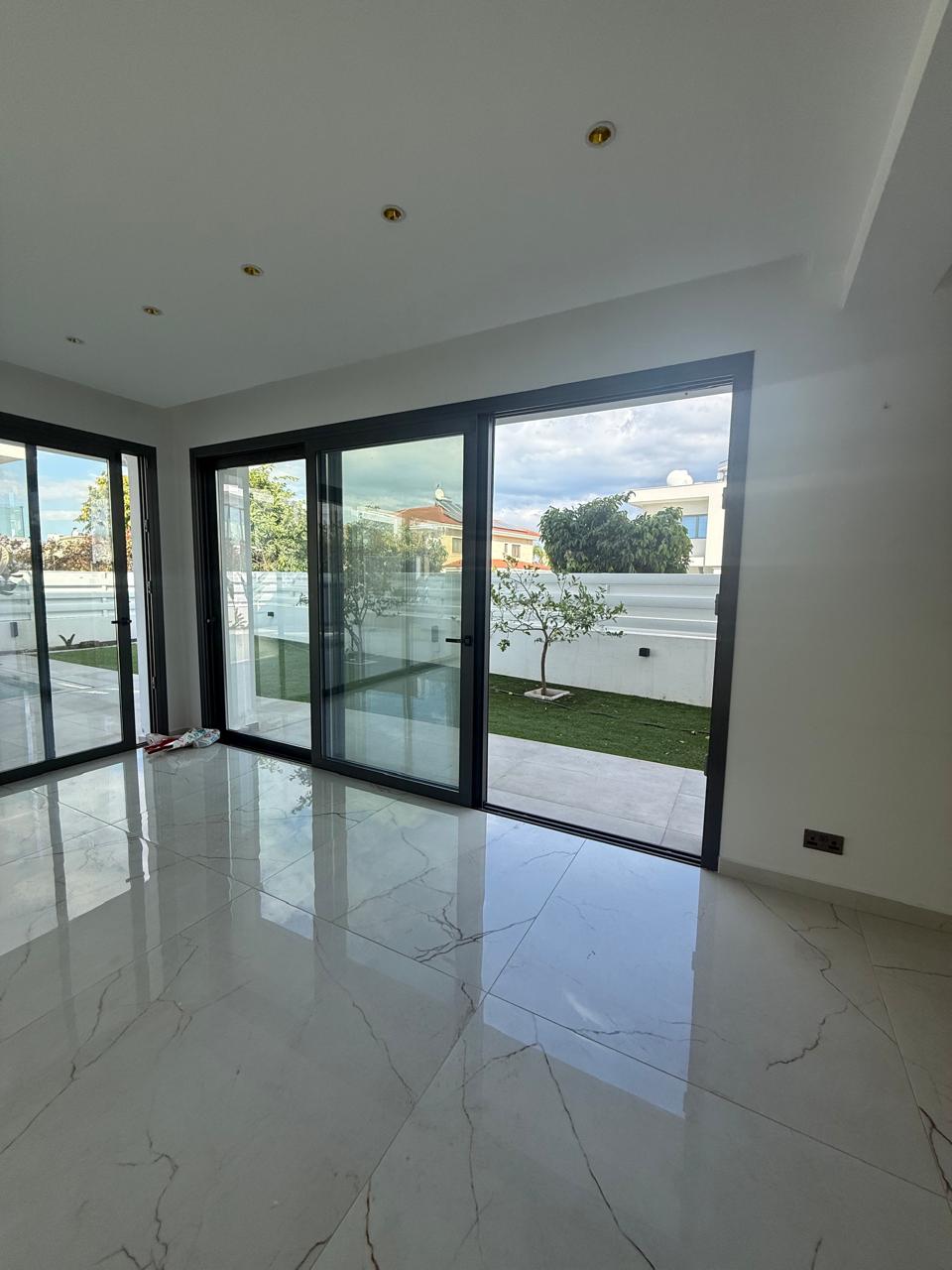 LUXURY VILLA IN LIVADIA – Walking Distance to the Beach
