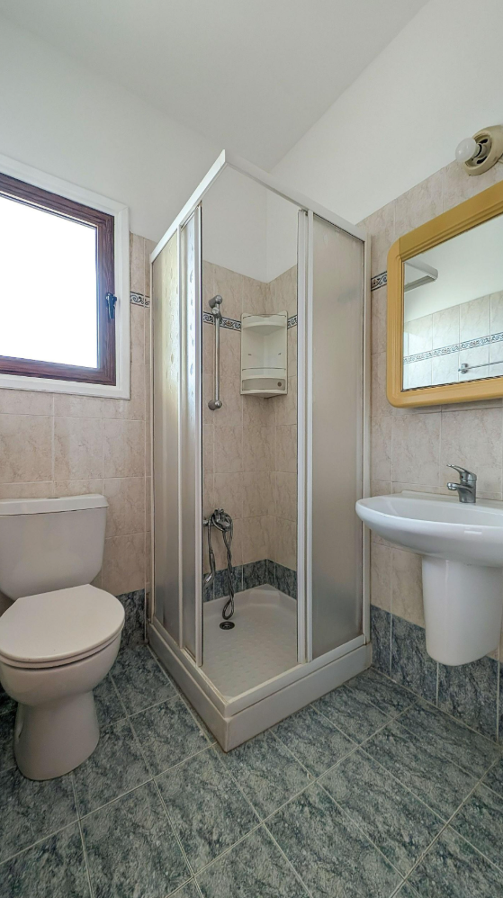 FOUR BEDROOM HOUSE FOR SALE IN NICOSIA-LATSIA