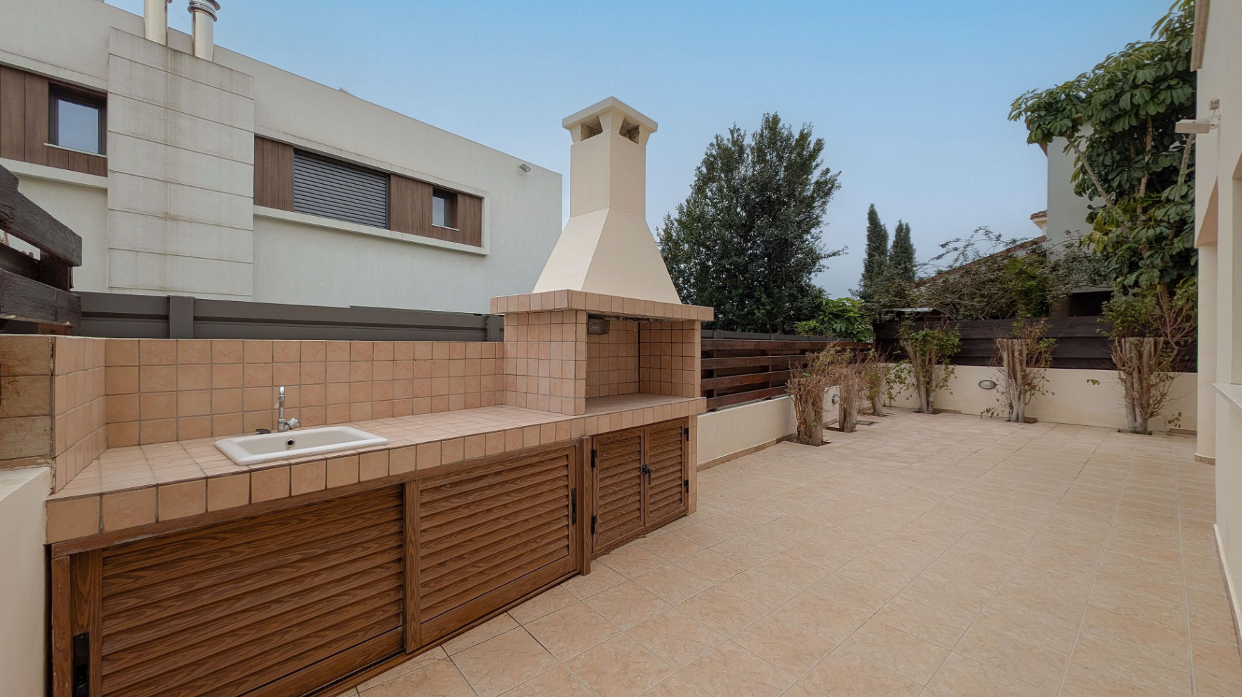 FOUR BEDROOM HOUSE FOR SALE IN NICOSIA-LATSIA