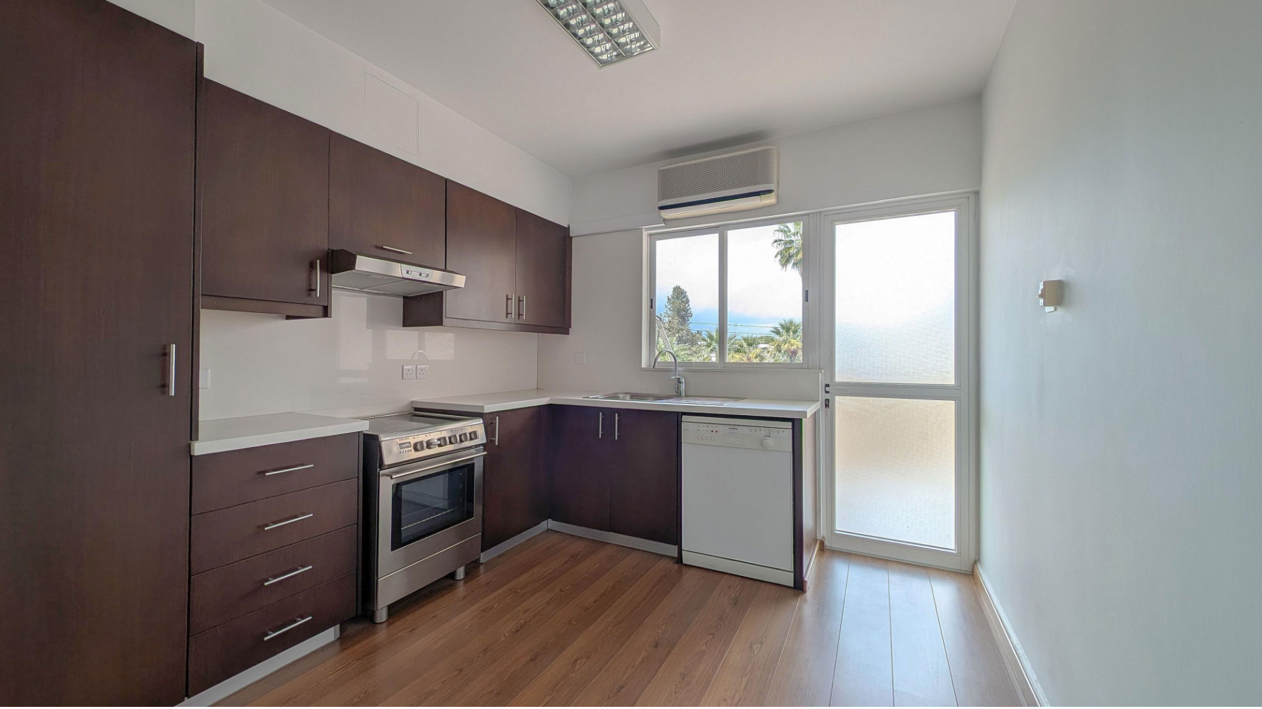 THREE BEDROOM APARTMENT FOR SALE IN NICOSIA-AGIOS ANDREAS