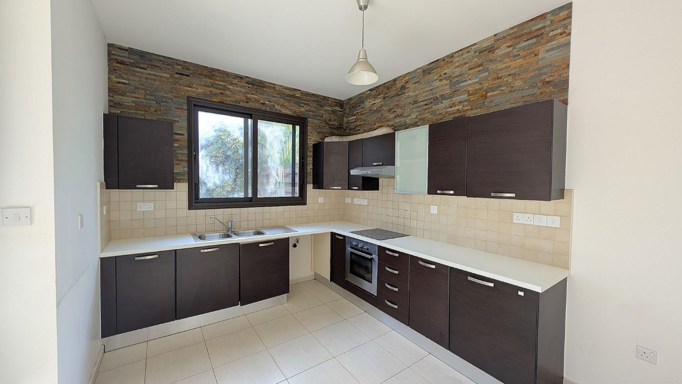 TWO-STOREY DETACHED HOUSE -OROKLINI/LARNACA