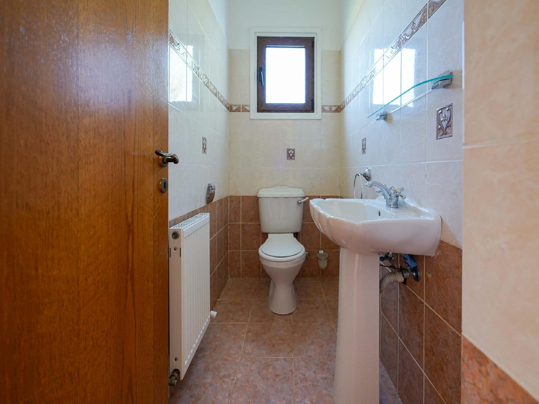 FOUR BEDROOM DETACHED HOUSE FOR SALE IN NICOSIA-ERGATES