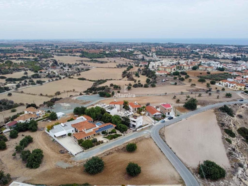 TWO BEDROOM APARTMENT-MAZOTOS/ LARNACA