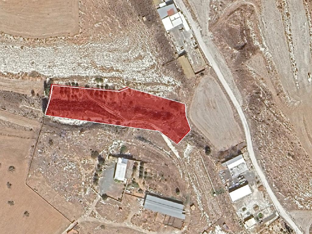 LAND PLOT - APOSTOLOS LOUKA/ ARADIPPOU-LARNACA