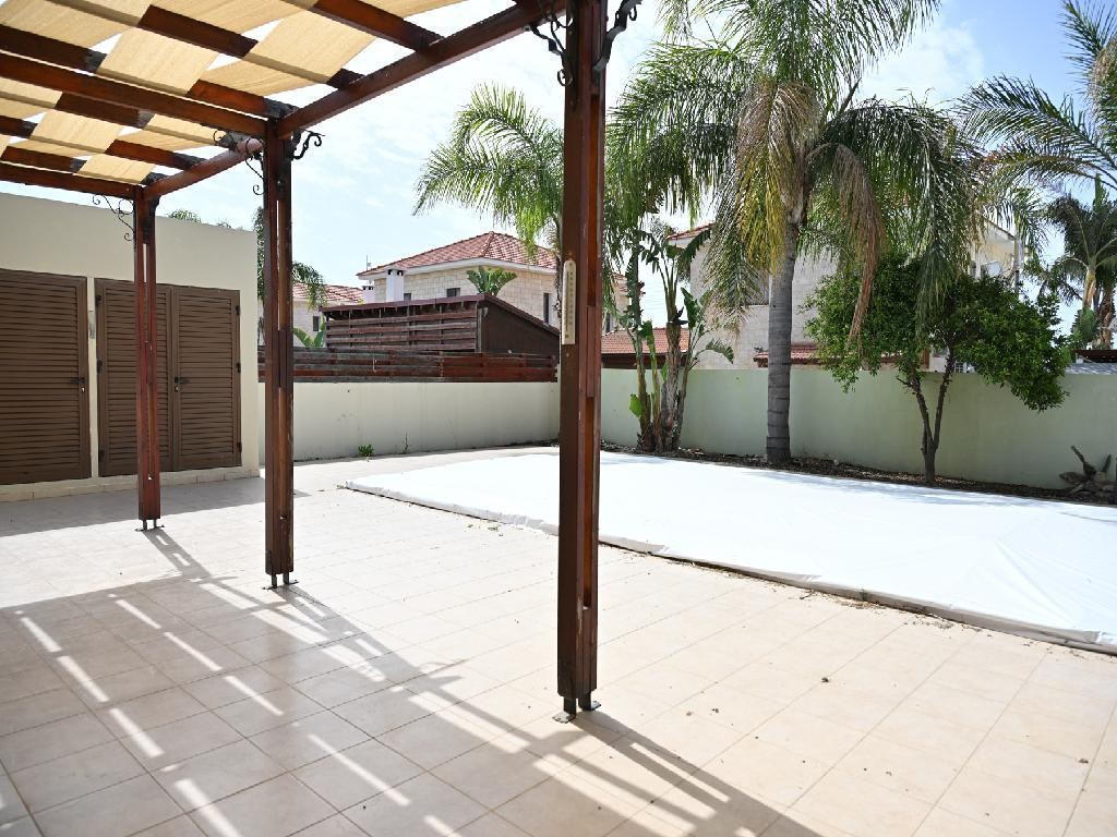 TWO-STOREY DETACHED HOUSE- PYLA/LARNACA