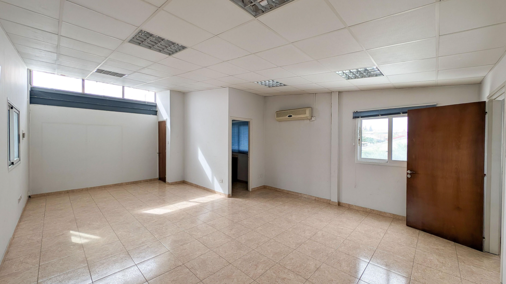 WORKSHOP WITH MEZZANINE FOR SALE IN NICOSIA-KAIMAKLI