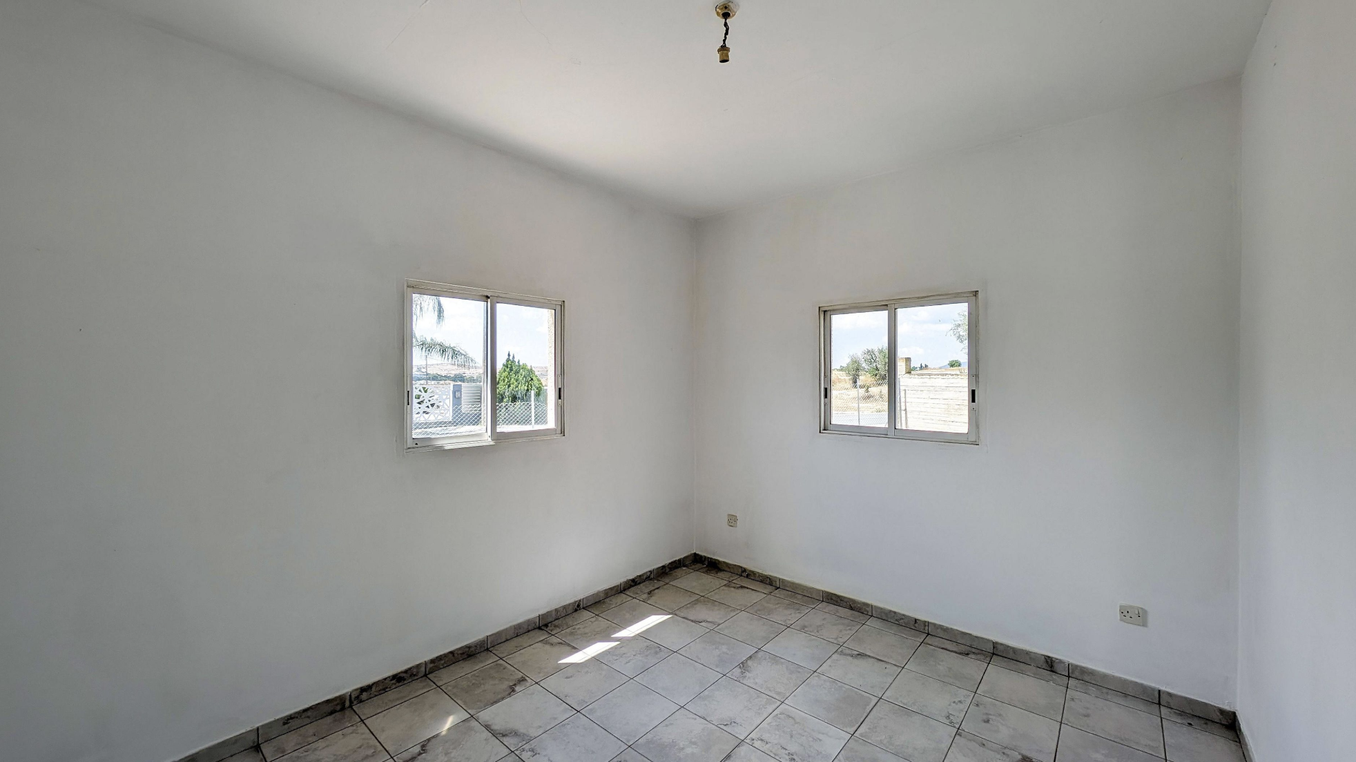 THREE BEDROOM HOUSE FOR SALE IN NICOSIA-LYMPIA